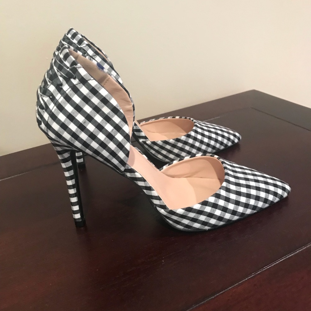 Vici Gingham Pointed Heel, Size 7.